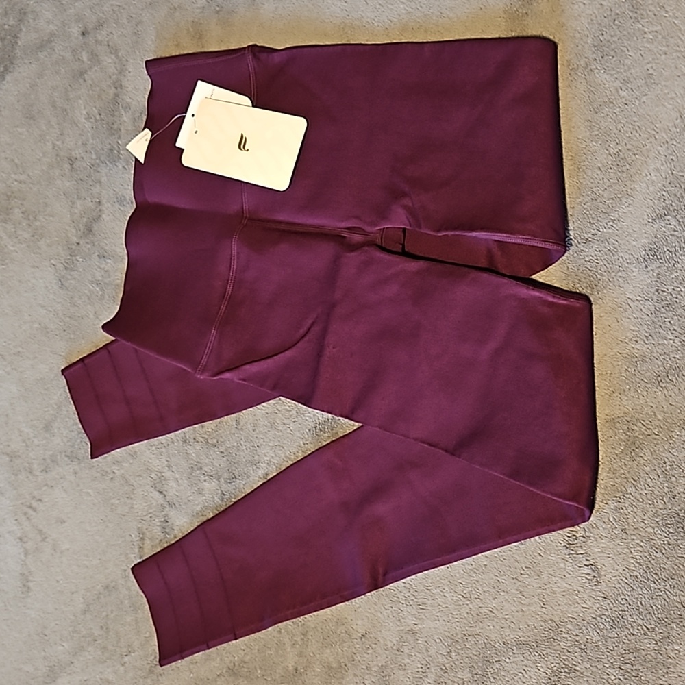Fabletics high-waisted sculpknit legging
